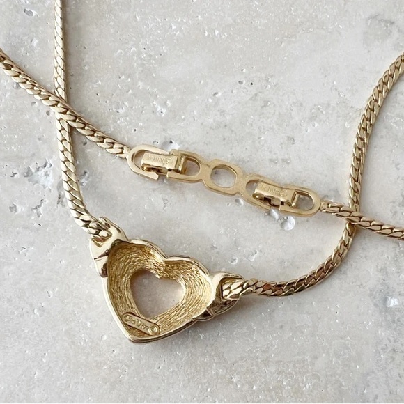 🤍 Vintage CHRISTIAN DIOR Heart Necklace - Picture 4 of 6